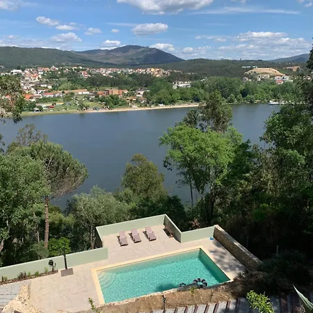 Hébergement de vacances A Casa Da Lomba *